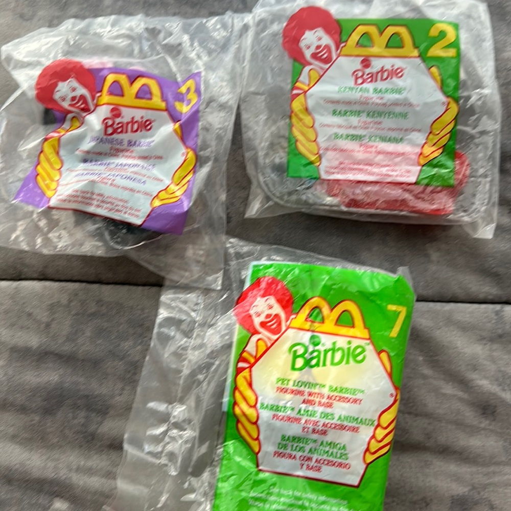 3/$35 NWT Barbie McDonald’s Happy Meal Set of 3 1995 year  🇰🇪 Kenya 🇯🇵 Japan
